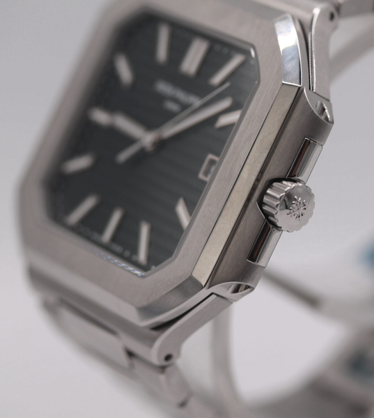 Patek Philippe Cubitus 5821/1A-001